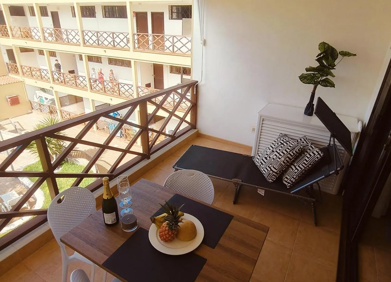 Alejandro Apartament Neptuno Puerto de Santiago  Puerto de Santiago (Tenerife)